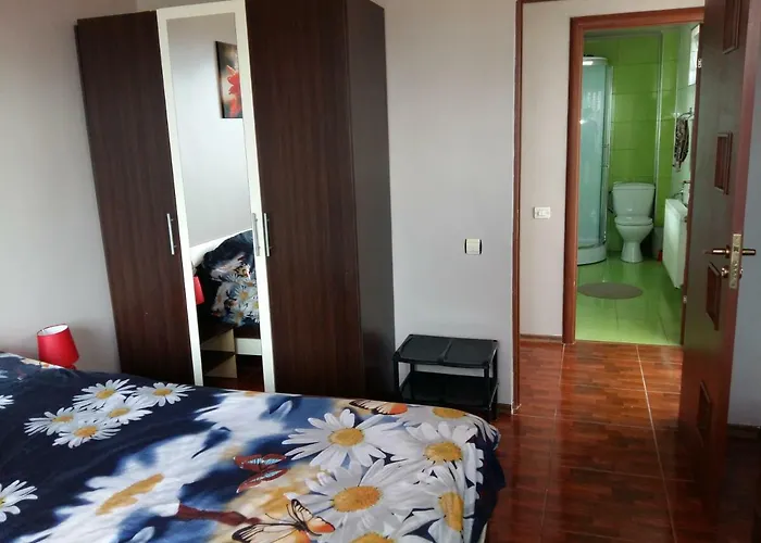 Laurentiu - Etaj.1 * Bucureşti